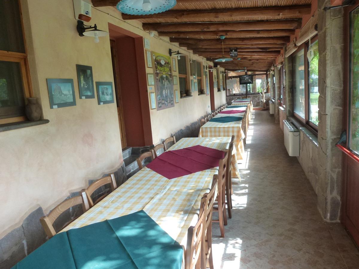 Agriturismo Nuragh'Elighe Sindia Exterior photo